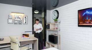 Гостиница Маринс Парк Отель Нижний Новгород Улучшенный номер с кроватью размера "king-size"-3